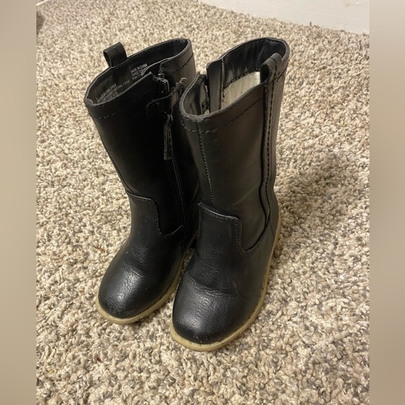 Cat & Jack toddler girl black calf-high boots | Size 6 - Picture 3 of 8